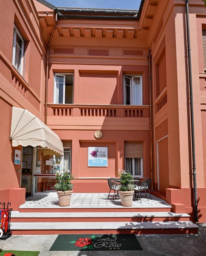 Hotel Delle Rose San Bartolomeo Al Mare Luaran gambar
