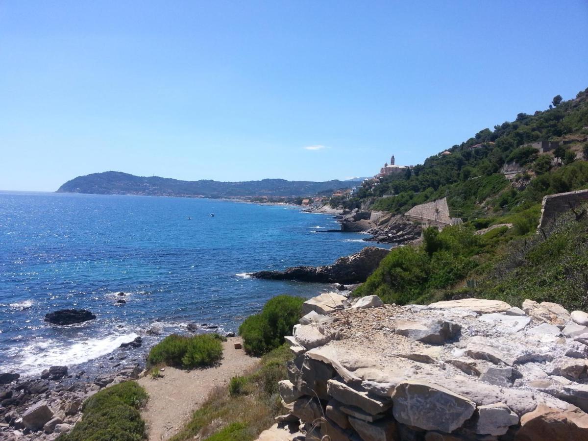 Hotel Delle Rose San Bartolomeo Al Mare Luaran gambar