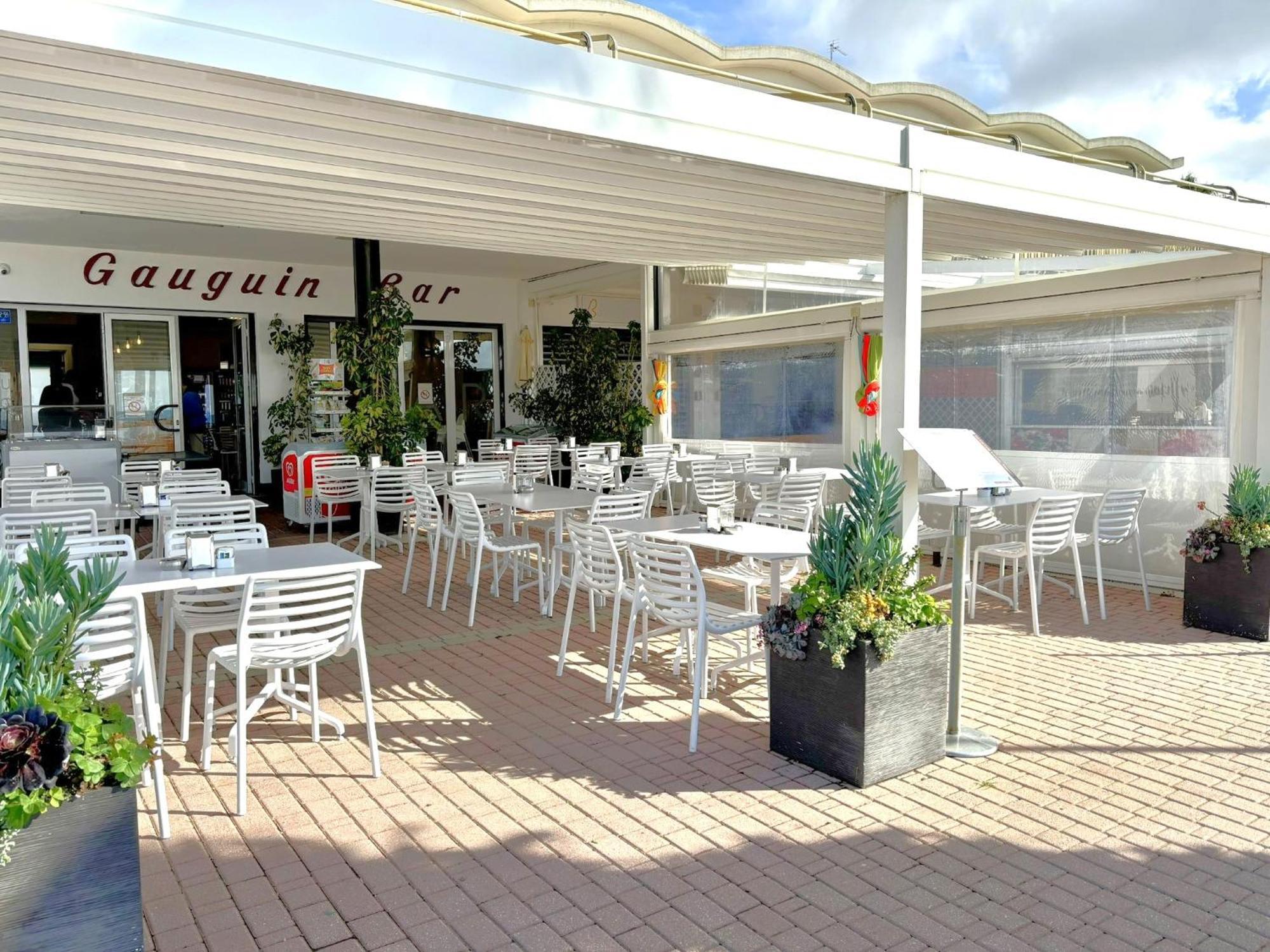 Hotel Delle Rose San Bartolomeo Al Mare Luaran gambar